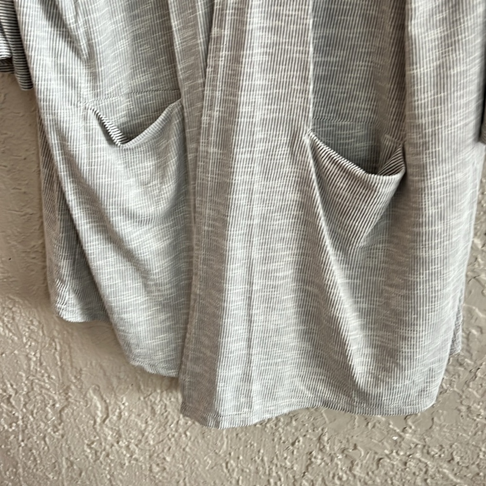 ⭐️ DONNI. Ribbed Sweater Coat - Picture 5 of 7